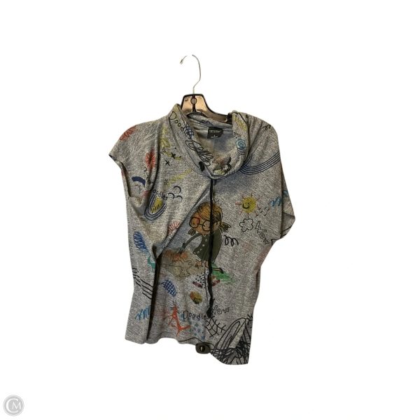 Top Short Sleeve By Clothes Mentor In Grey, Size: S Online now